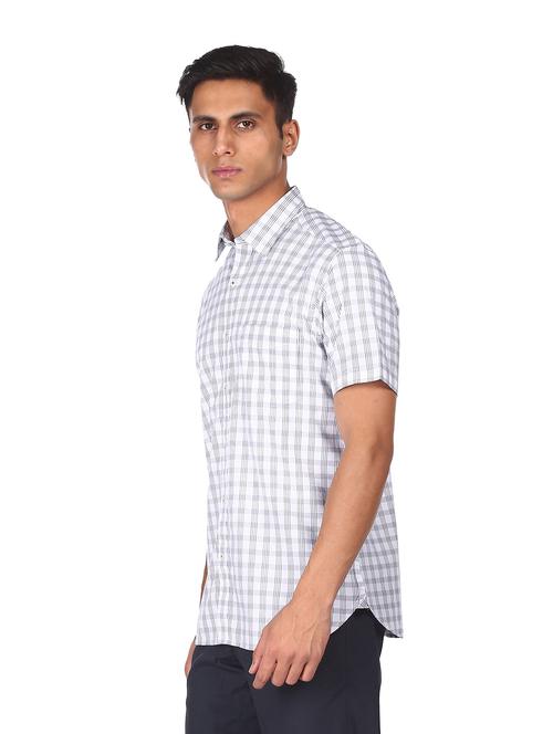white checkered casual shirt - 18543685 - Very Small Image - 1