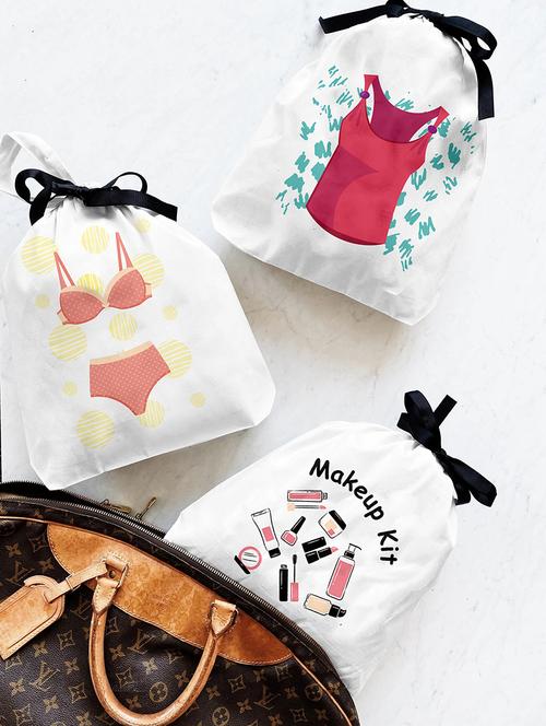 crazy corner foldable laundry basket / bag - 18550537 - Very Small Image - 1