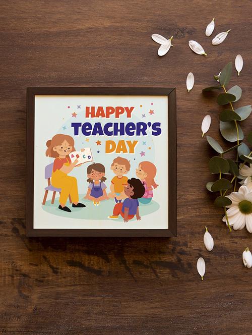 wooden photo frame - 18552525 - Very Small Image - 1