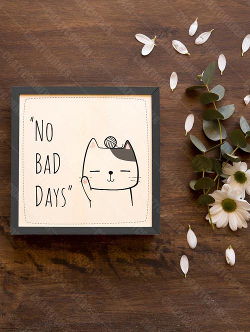 wooden photo frame - 18552533 - Very Small Image - 1