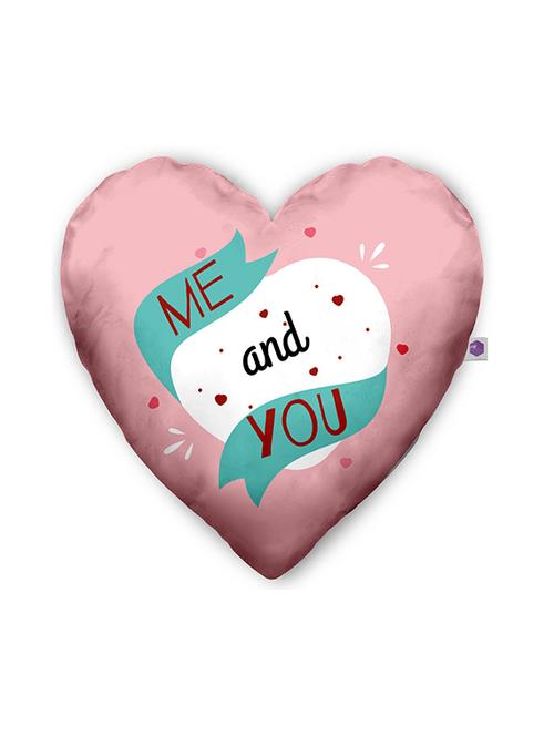 printed heart shape pillow - 18557011 - Very Small Image - 1