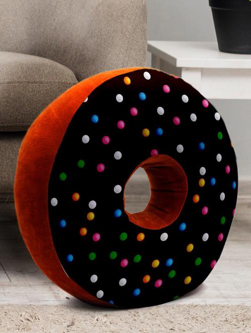printed donut shape pillow - 18557558 - Very Small Image - 1
