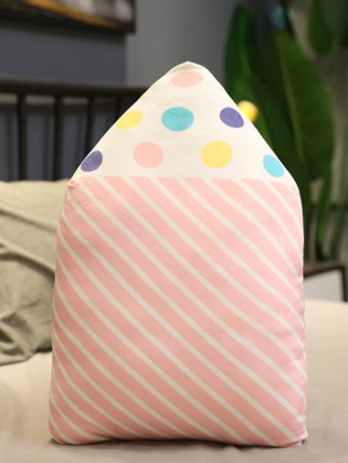 crazy corner cartoon shaped pillow for kids - 18558056 - Very Small Image - 1