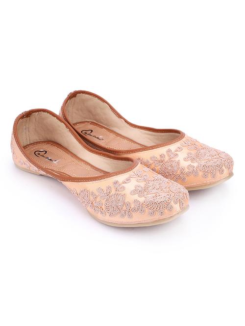 women embellished slip on mojaris - 18559813 - Very Small Image - 1