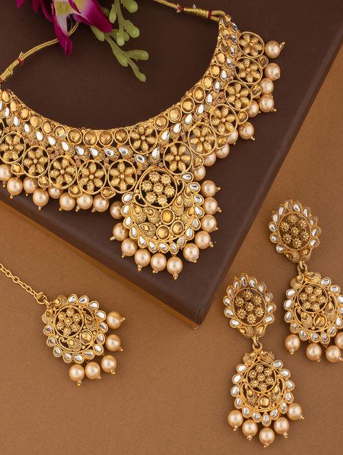 gold metal set - 18567485 - Very Small Image - 1