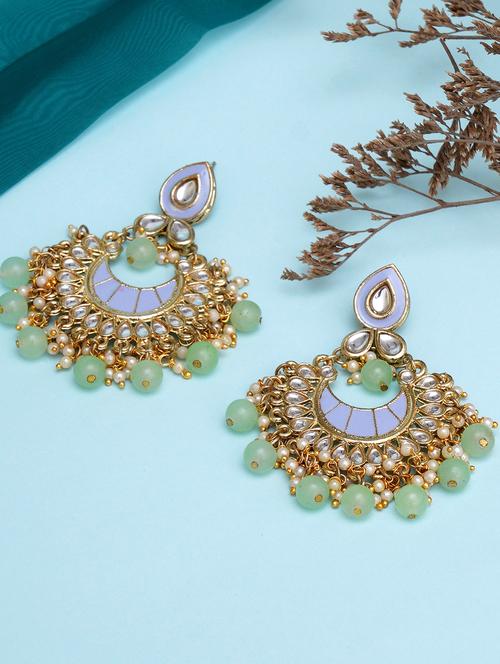 green metal earring - 18633248 - Very Small Image - 1