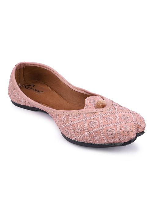 women embroidered mojari  - 18634500 - Very Small Image - 1