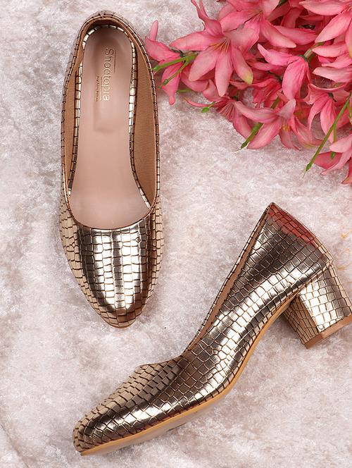 women textured slip on pump - 18645243 - Very Small Image - 1