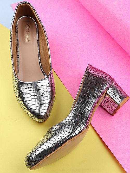 women textured slip on pump - 18645244 - Very Small Image - 1