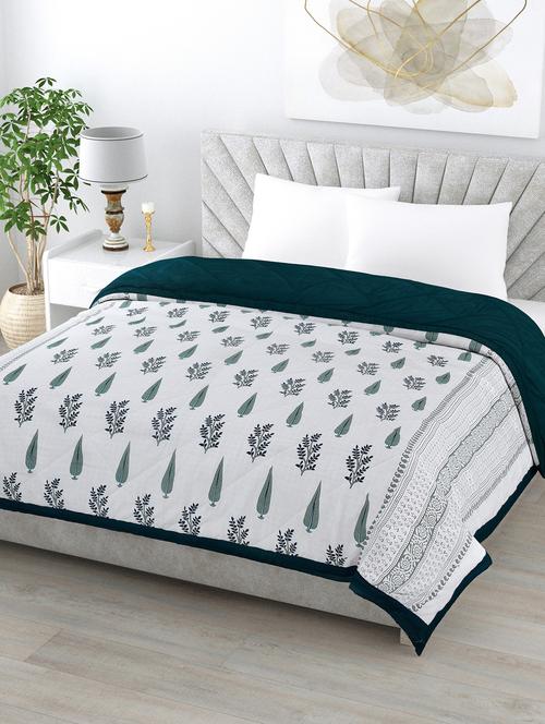 twigs & trees green cotton quilted bedcover comforter blanket - 18645479 - Very Small Image - 1
