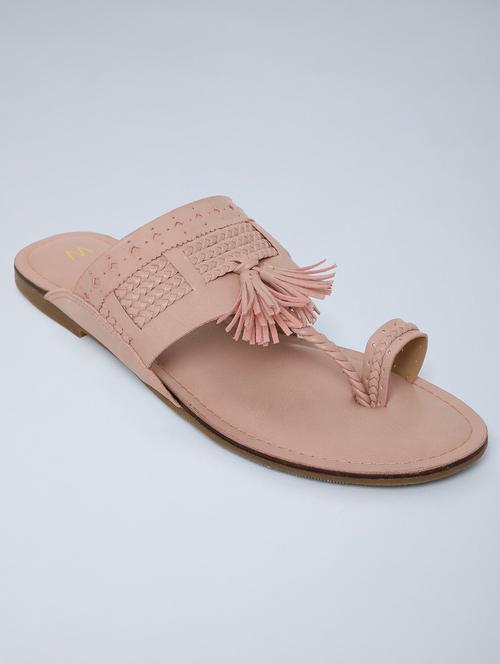 women solid one toe sandal - 18657076 - Very Small Image - 1