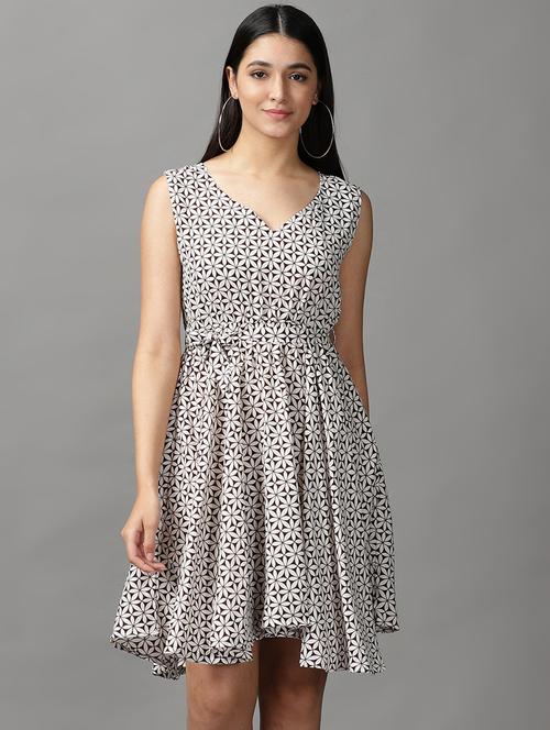 Women's Fit & Flare Floral Dress - 18659026 - Very Small Image - 1