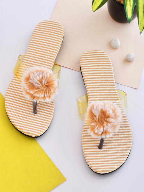 women embellished toe separator sandal - 18680569 - Very Small Image - 1