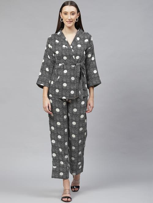 wrap up neck printed bottom set - 18720842 - Very Small Image - 1