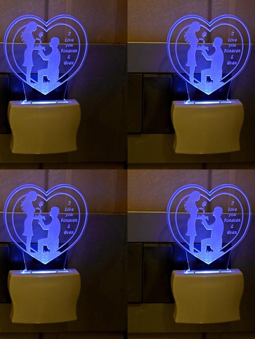 automatic light changing lamb - 18823563 - Very Small Image - 1