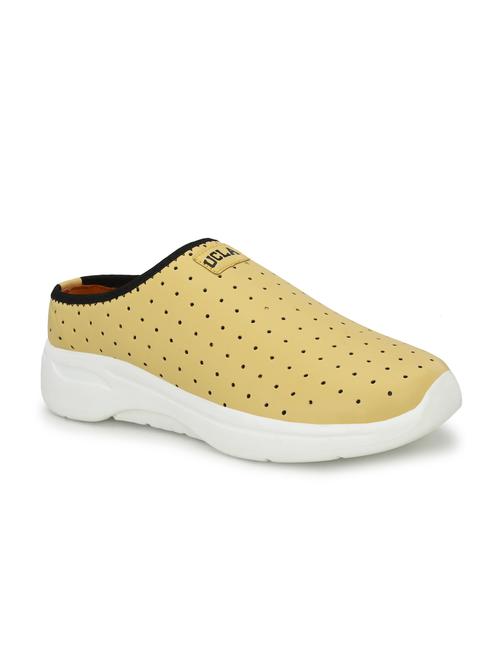 yellow synthetic sport shoes - 18824382 - Very Small Image - 1