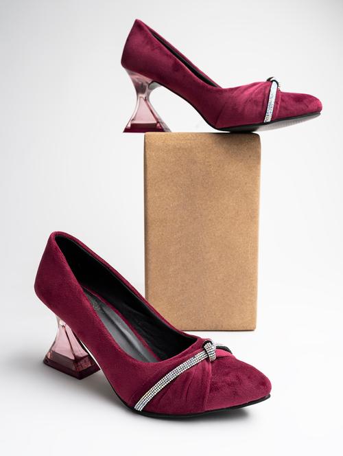 red suede closed back sandals - 18877719 - Very Small Image - 1