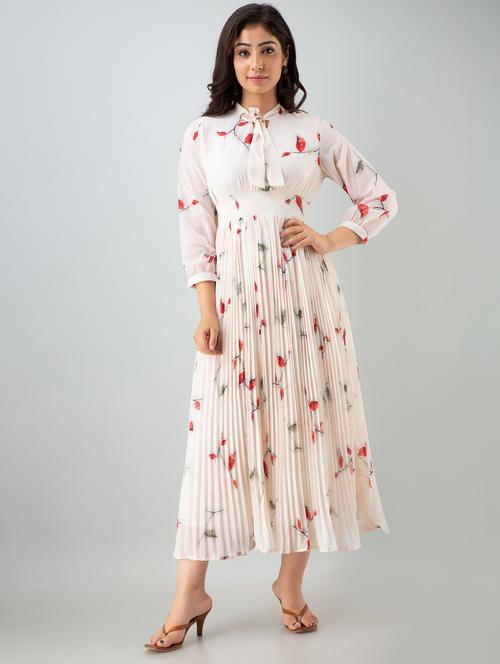 white georgette dress - 18881150 - Very Small Image - 1