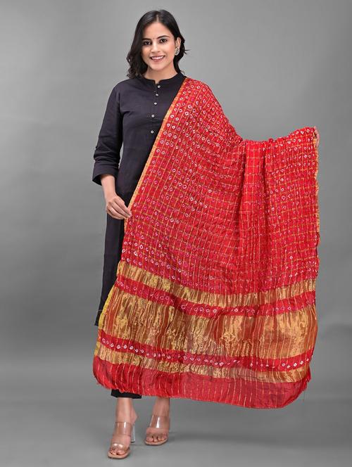 red bandhani dupatta - 18906967 - Very Small Image - 1