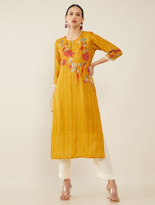 yellow embroidered suit set - 18931737 - Very Small Image - 1
