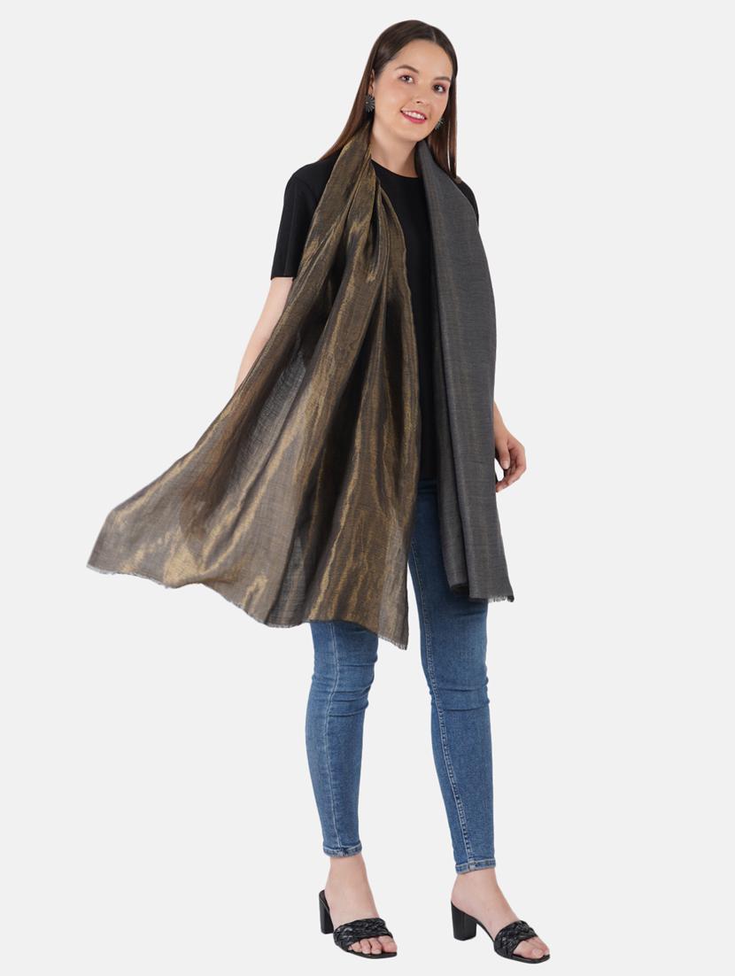 women's solid print stole - 19082853 - Zoom Image - 3