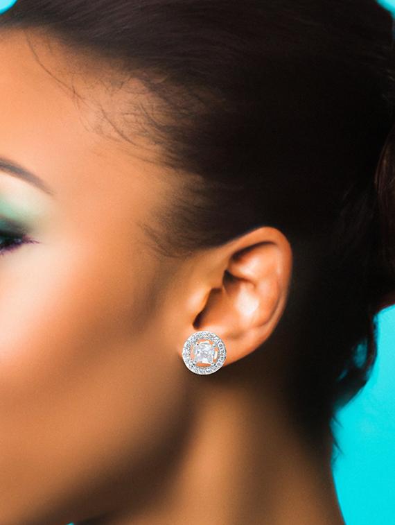 silver plated stud earring - 19085328 - Zoom Image - 3