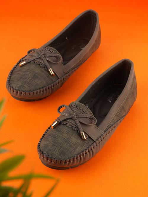green pu slip on loafers - 19110463 - Very Small Image - 1