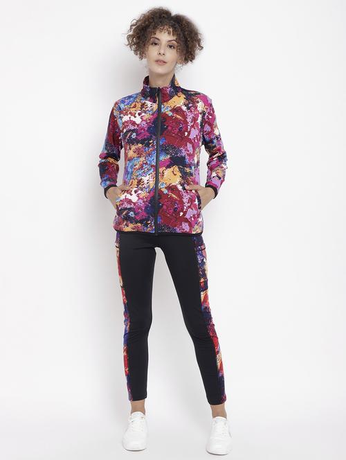 red abstract printed set - 19114096 - Very Small Image - 1