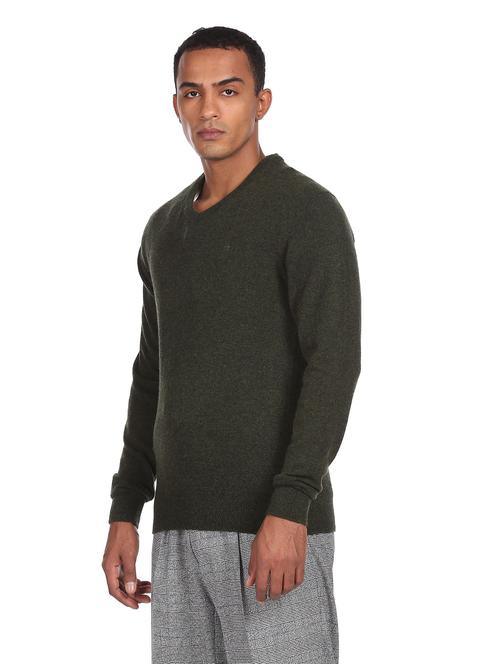 v-neck solid pullover - 19123569 - Very Small Image - 1