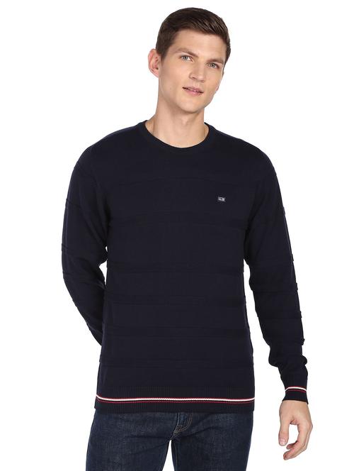 round neck solid pullover - 19123590 - Very Small Image - 1