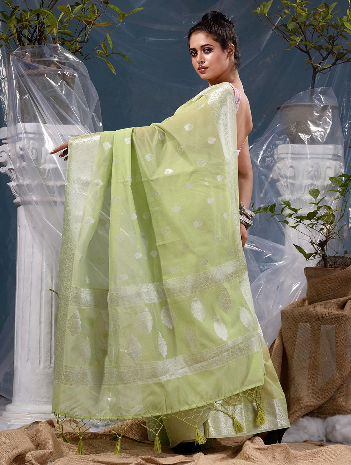 women's self design light green colored saree with blouse - 19139050 - Standard Image - 3