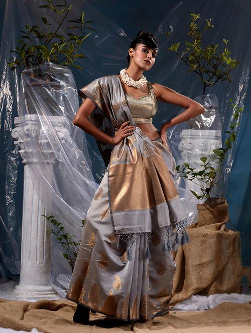 self design woven saree - 19139076 - Very Small Image - 1