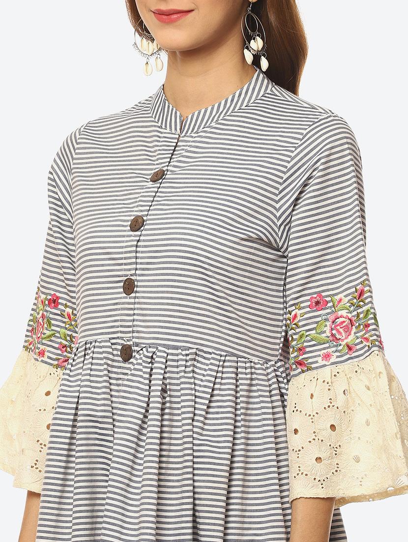 women's front slit kurta - 19169448 - Standard Image - 4