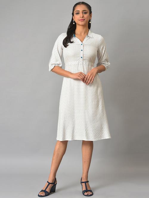 women's  solid dress - 19186892 - Very Small Image - 1