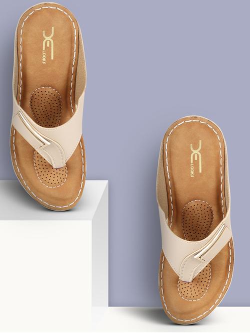 beige solid sandal - 19224501 - Very Small Image - 1