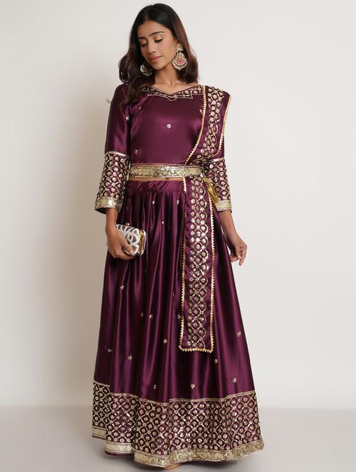 embroidered skirt top set - 19257028 - Very Small Image - 1