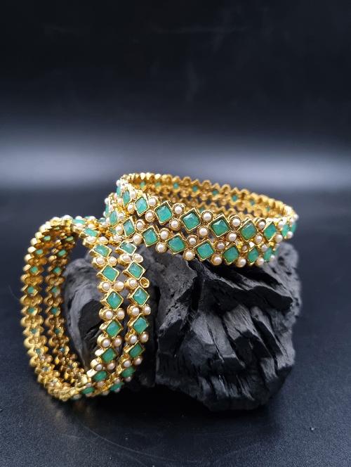 gold plated bangle set - 19297868 - Very Small Image - 1