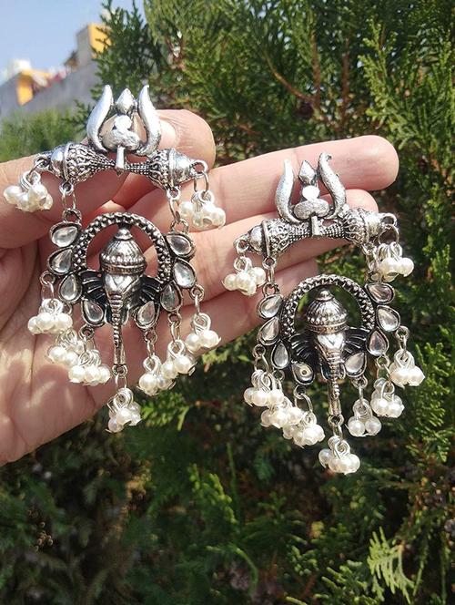 multi colored metal drop earring - 19299470 - Very Small Image - 1