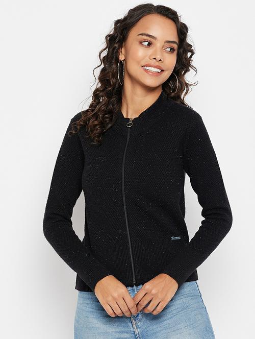 round neck solid regular pullover - 19303833 - Very Small Image - 1