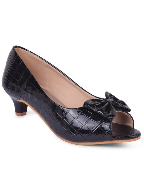 women slip on pump - 19464953 - Very Small Image - 1