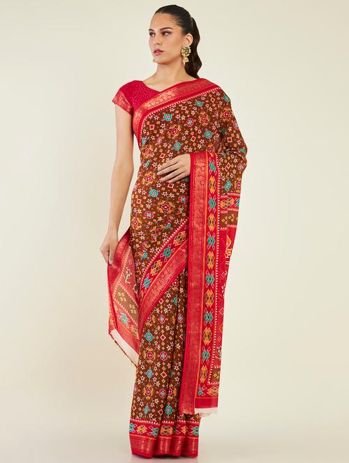 contrast bordered woven saree with blouse - 19496547 - Very Small Image - 1