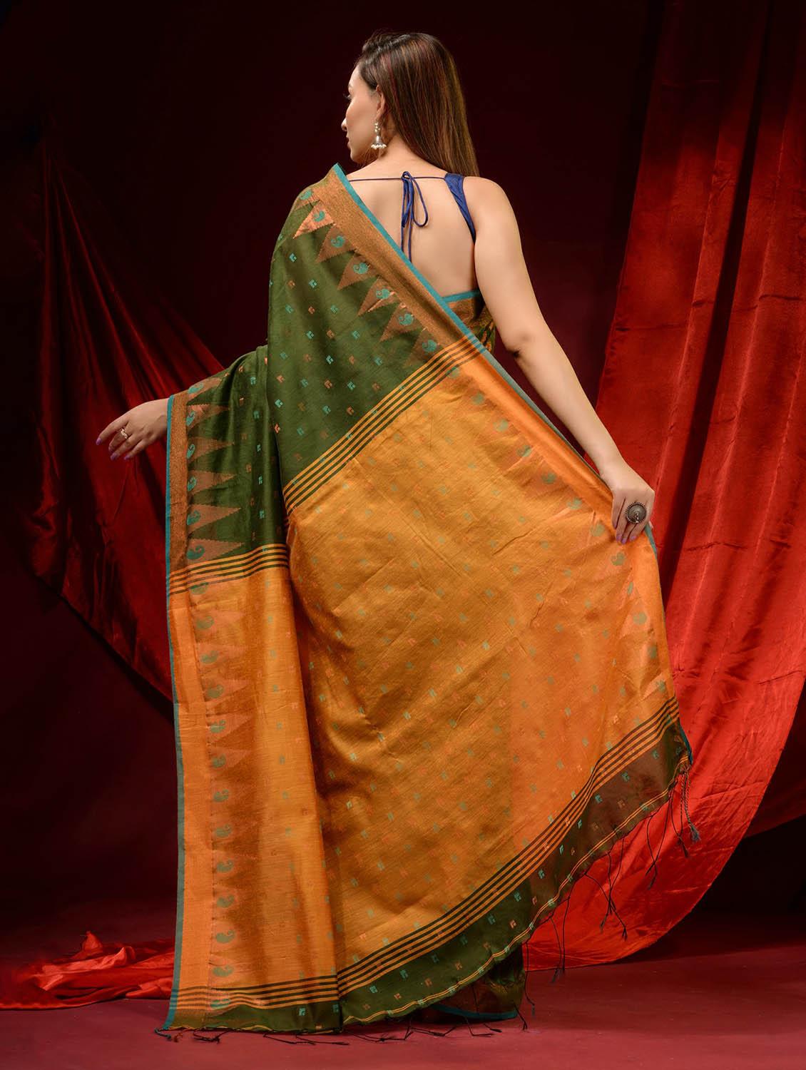 women's self design dark green colored saree with blouse - 19498151 - Standard Image - 4
