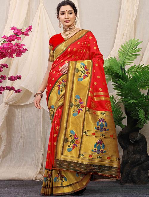 red self design woven saree with blouse - 19512347 - Very Small Image - 1