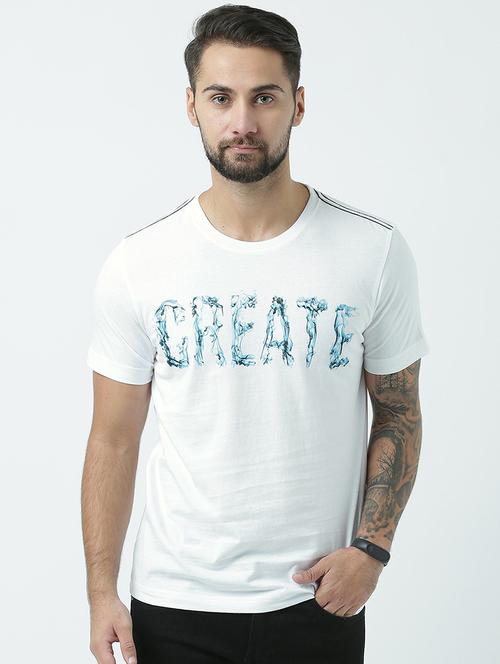 men round neck chest print t-shirt - 19582053 - Very Small Image - 1