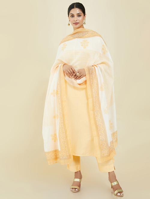 round neck suit set - 19665109 - Very Small Image - 1