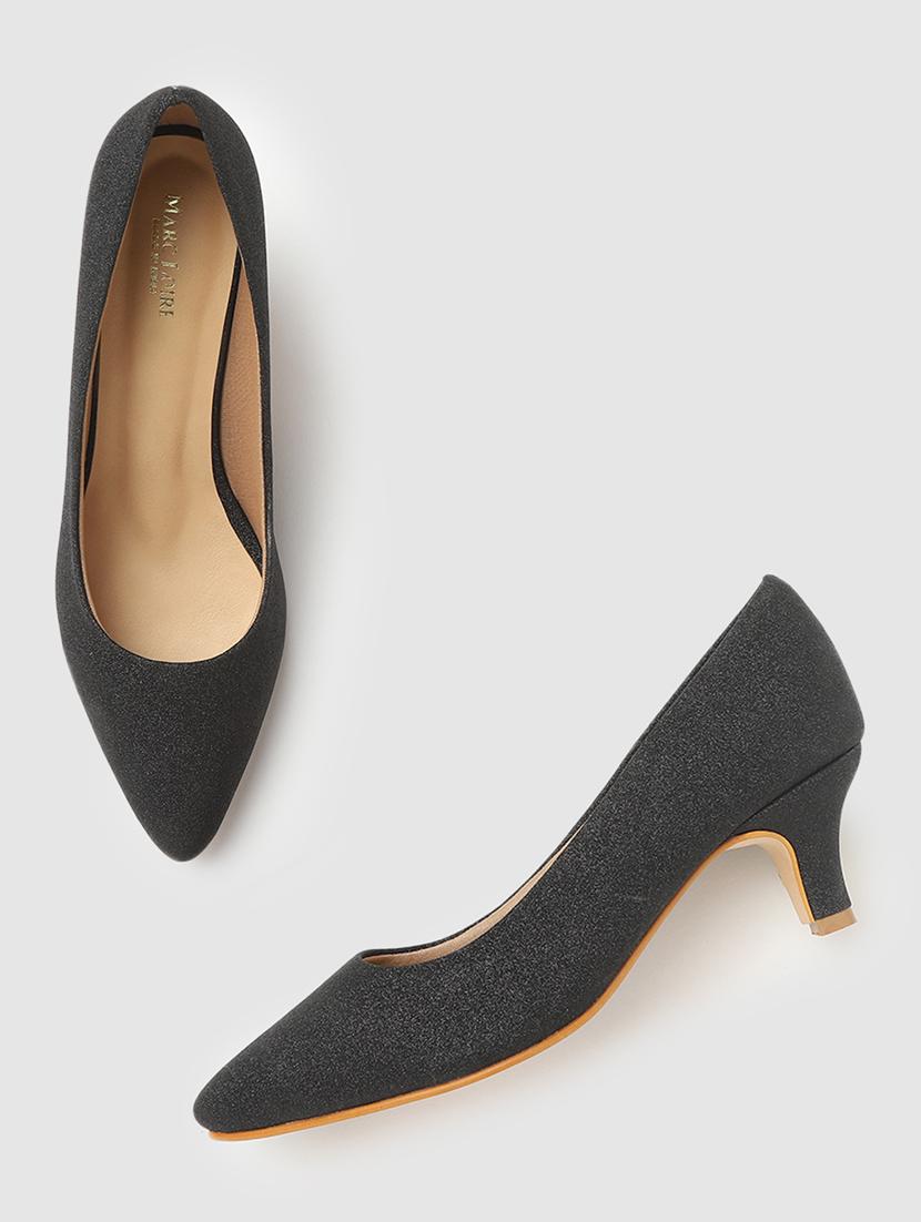 women black solid pumps - 19665989 - Zoom Image - 3