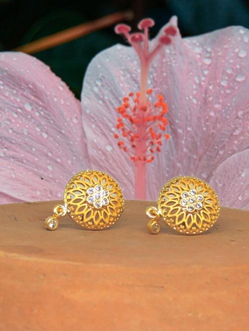 white brass studs earring - 19667217 - Very Small Image - 1