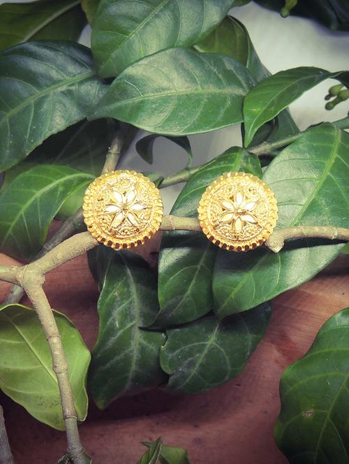 gold brass studs earring - 19667285 - Very Small Image - 1