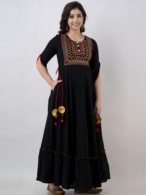 women round neck embroidered flared kurta  - 19693717 - Very Small Image - 1