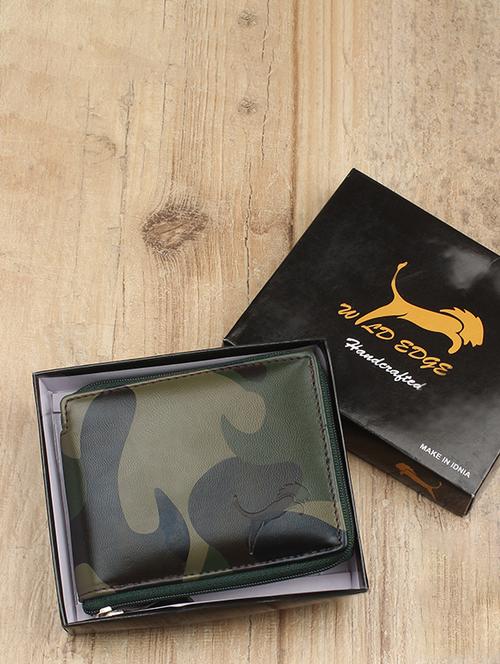 green leatherette wallet - 19707853 - Very Small Image - 1